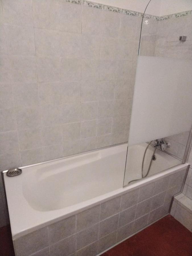 Quartier Des Createurs "La Plaine Cours Julien" Chambre Privee Dans Appartement Menage Frequent Des Parties Commune Марсель Екстер'єр фото